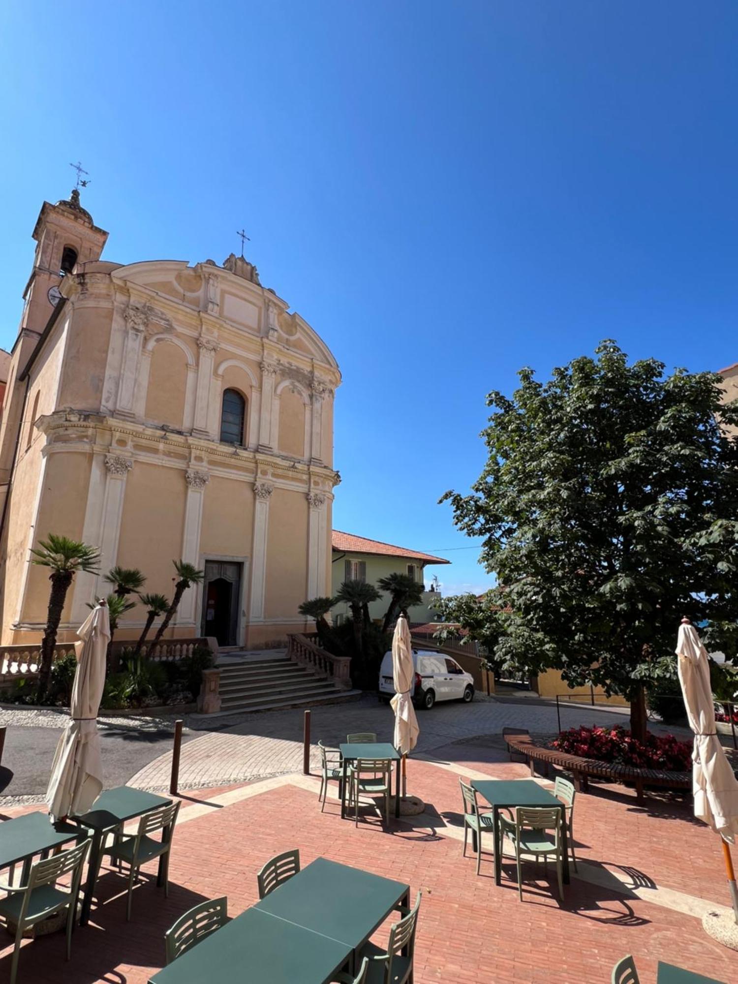 Apartmán La Rosa Dei Venti, Centro Storico, 50 Metri Dalle Spiagge Ospedaletti Exteriér fotografie