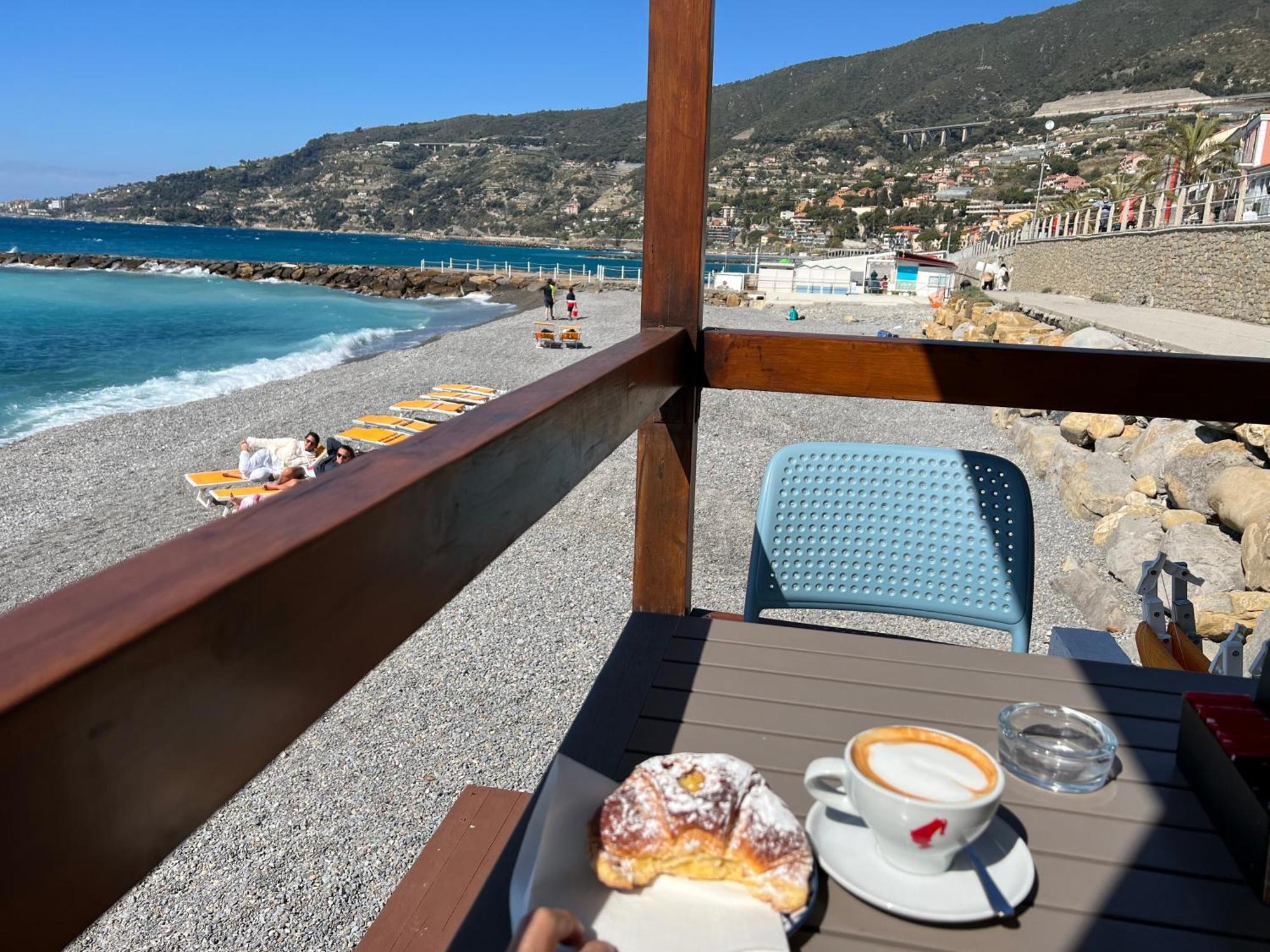 Apartmán La Rosa Dei Venti, Centro Storico, 50 Metri Dalle Spiagge Ospedaletti Exteriér fotografie