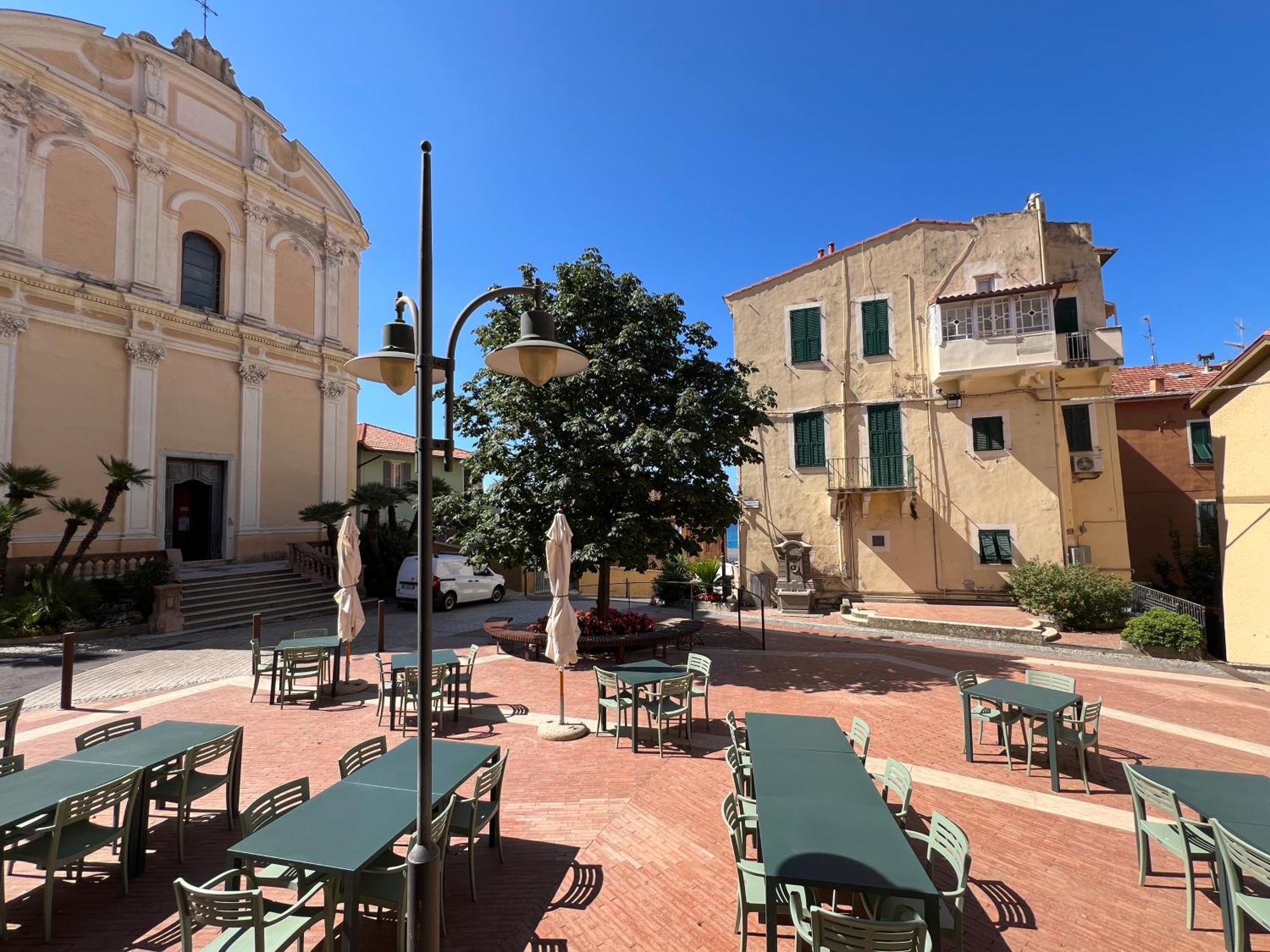 Apartmán La Rosa Dei Venti, Centro Storico, 50 Metri Dalle Spiagge Ospedaletti Exteriér fotografie